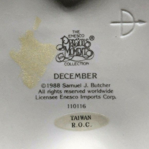 Vintage 1988 Precious Moments December 110116 Porcelain Figurine Enesco - Picture 5 of 6